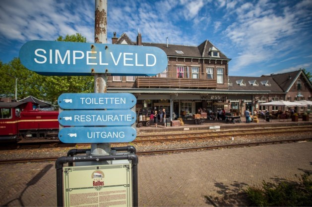 Museale topstukken uit het spoorverleden en rode lampenpoetser moeten toerist naar station Simpelveld lokken
